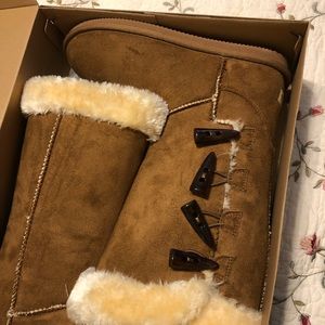 Fur lined boots